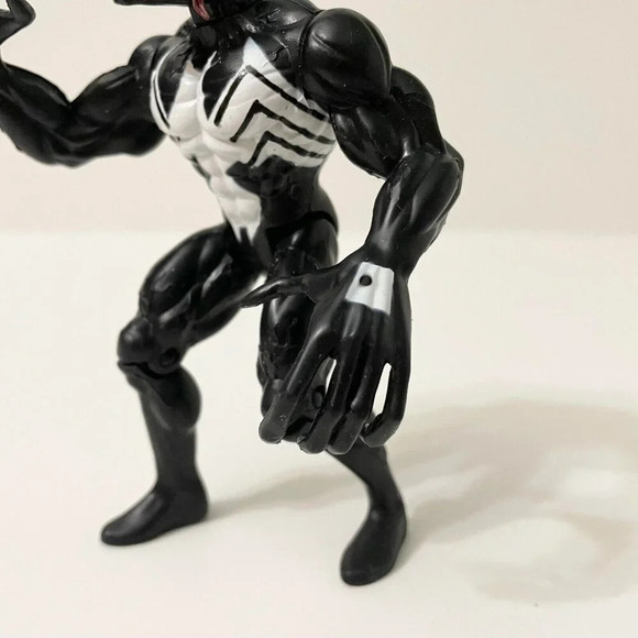 Vtg 1997 Marvel Spiderman Venom Action Figure ToyBiz Toy - Picture 5 of 16